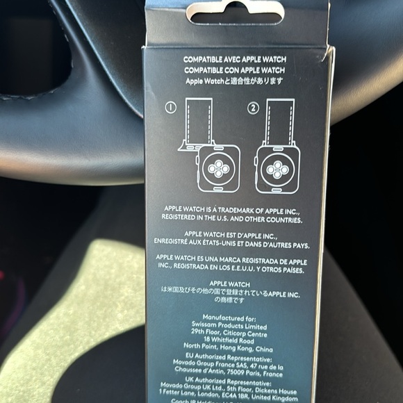 NIB Coach Apple Watch Band 42/44/45mm - Picture 5 of 5